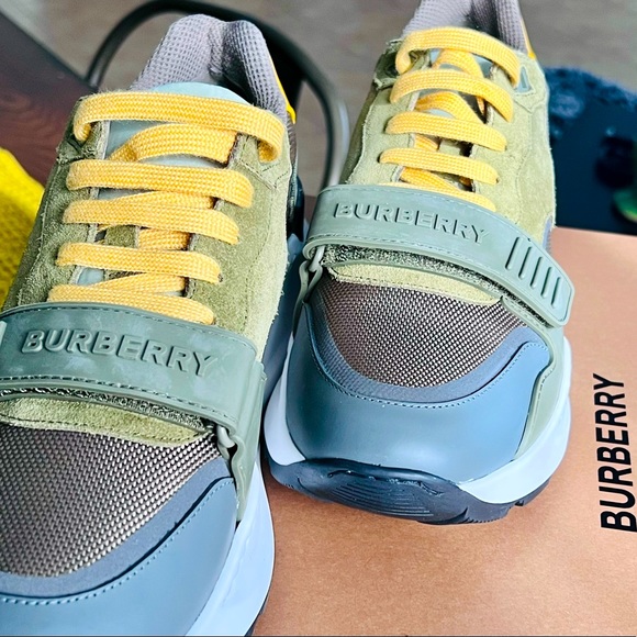 BURBERRY Ramsey Sneaker(Men) - Picture 2 of 5